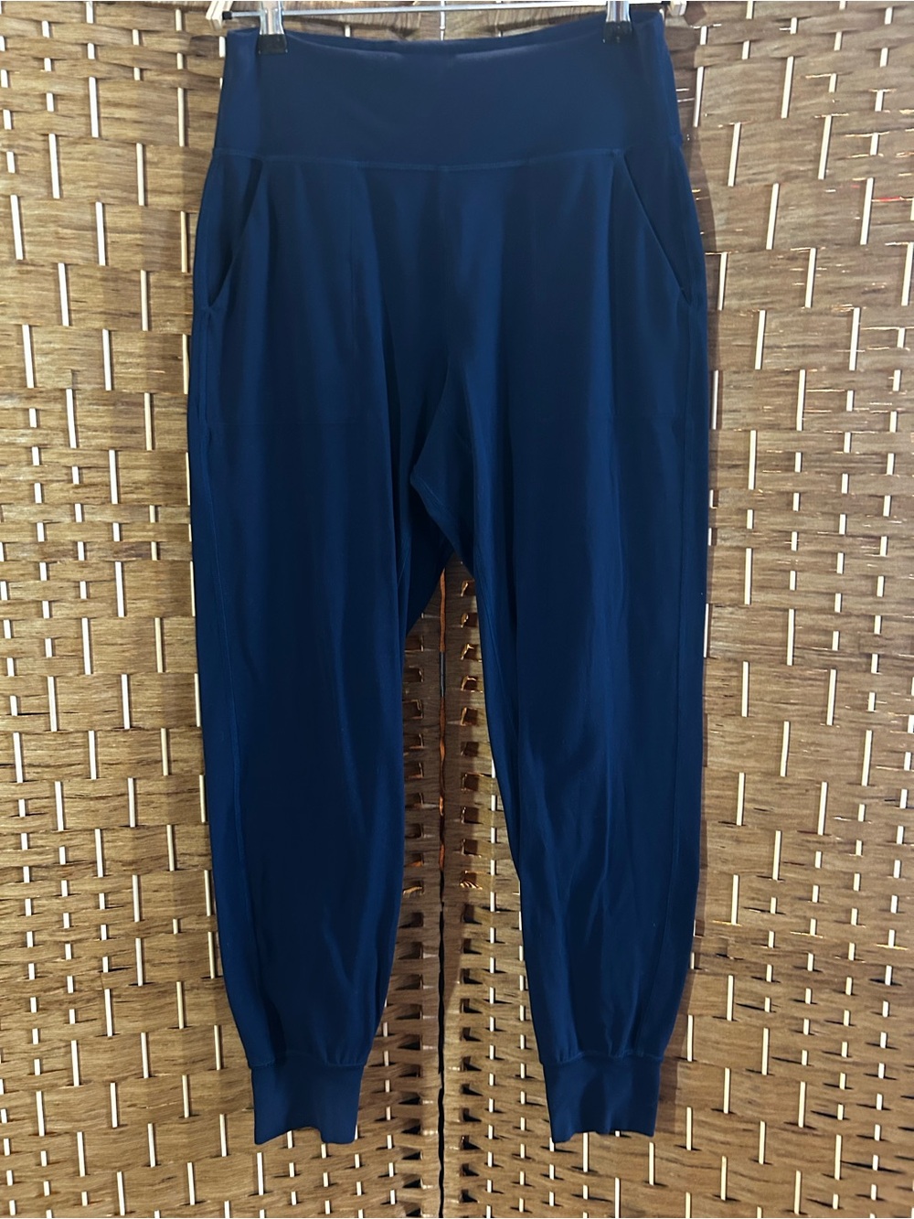Lululemon Navy High Rise Jogger Leggings Size 8 Athletic Pants Pockets